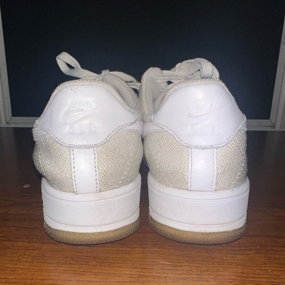 Nike Women's Cream and White Sneakers - Picture 4 of 6